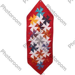 Quilted Table Runner - Pieced - hand Made not printed ( 4998)